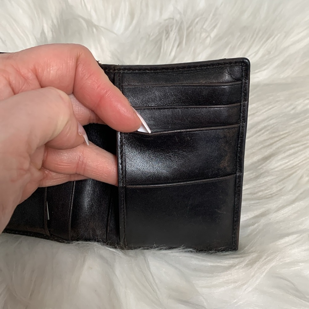 Authentic Gucci small lightweight flexible card holder - Picture 9 of 17